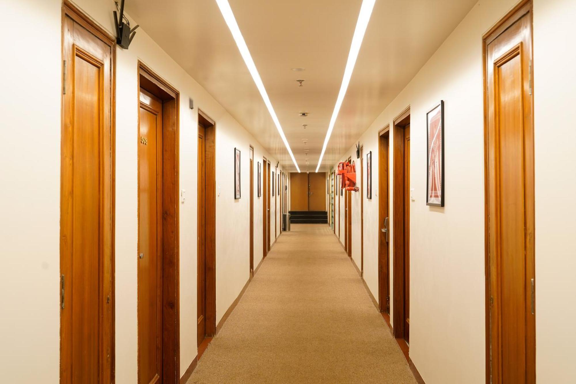 Hotel Mayura Rāipur Buitenkant foto