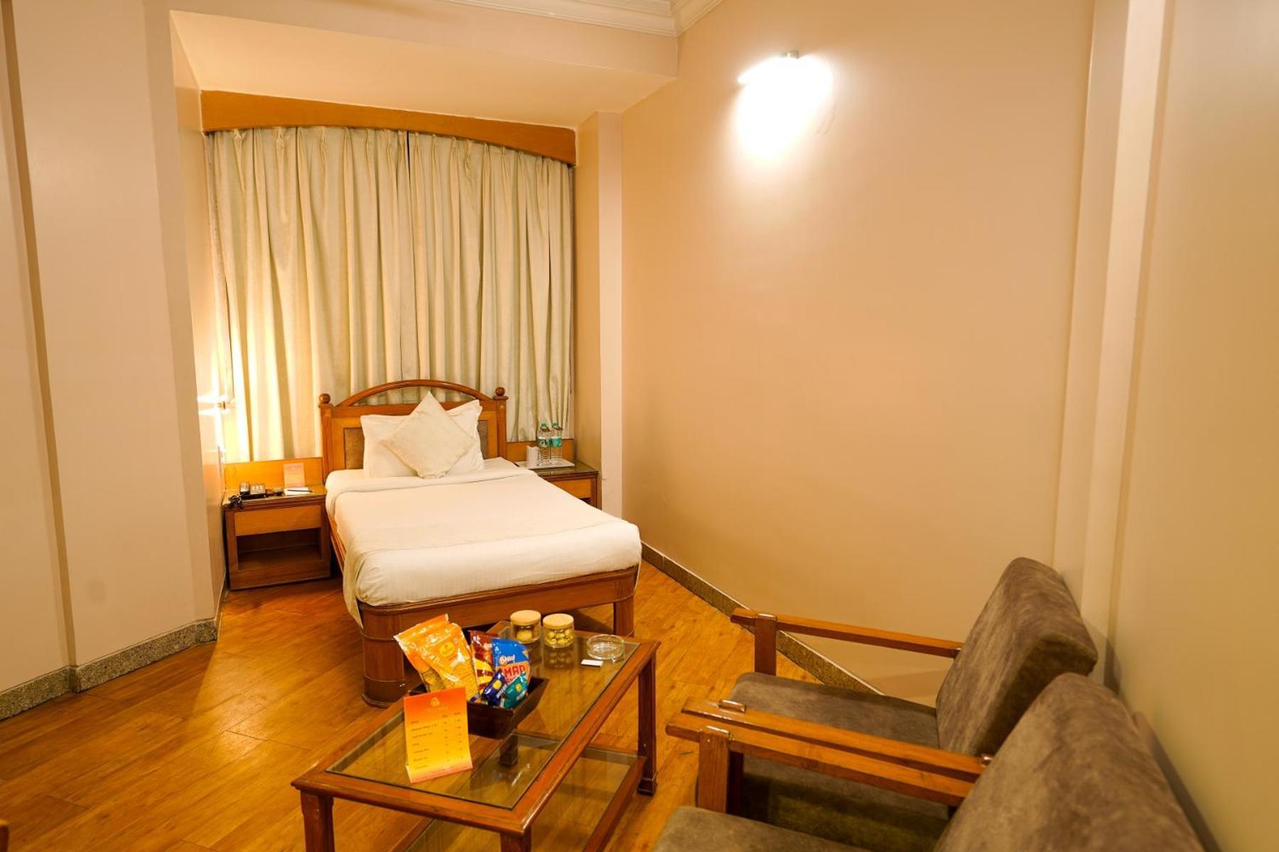 Hotel Mayura Rāipur Buitenkant foto