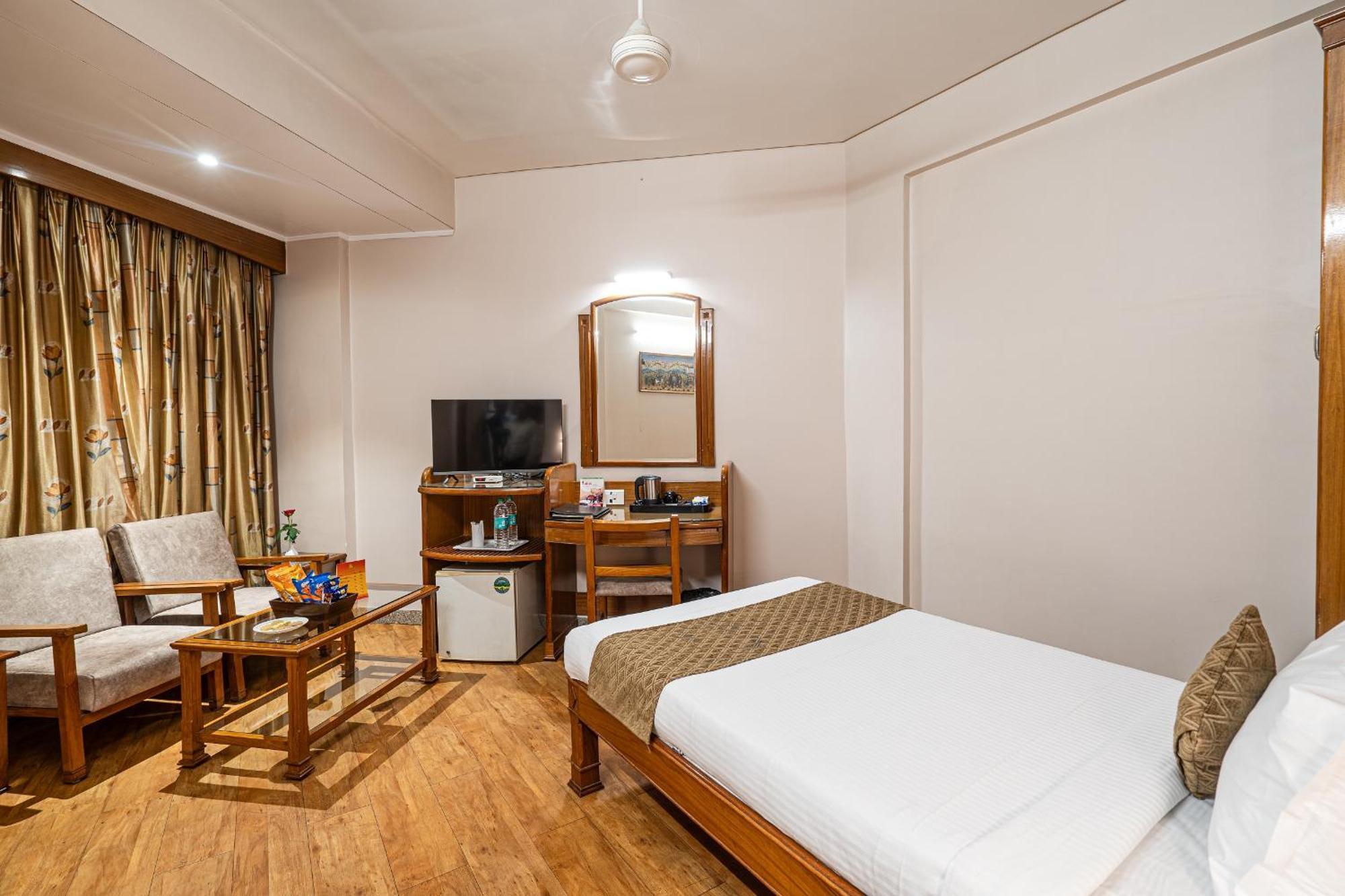 Hotel Mayura Rāipur Buitenkant foto